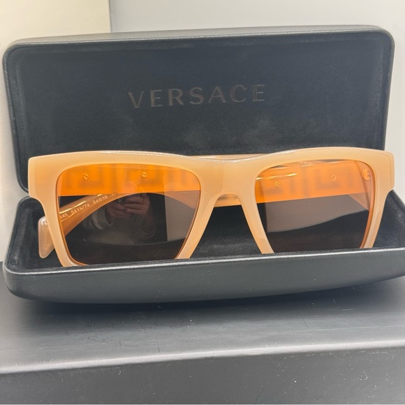 Versace - Nude translucent sunglasses Mod 4445 - 54-19-145. NWT - Picture 15 of 16